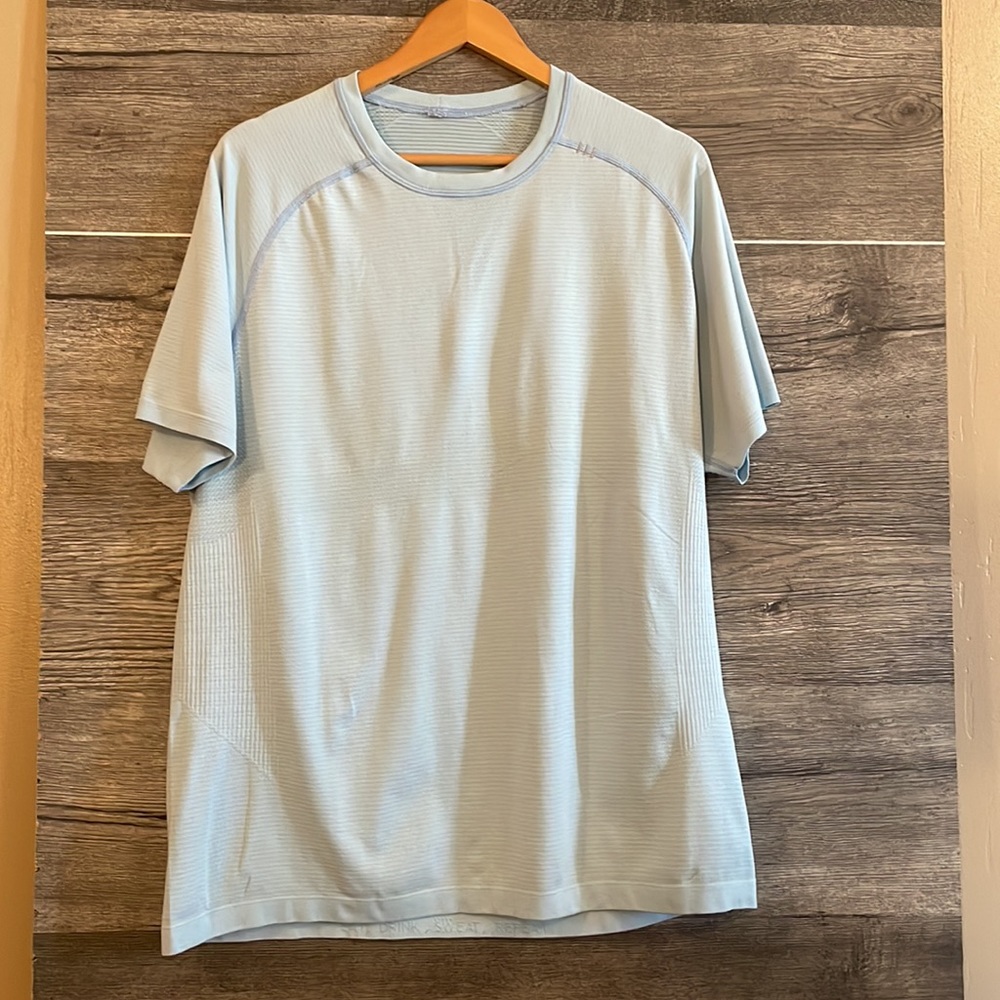 Lululemon Metal Vent Tech Short Sleeve Shirt